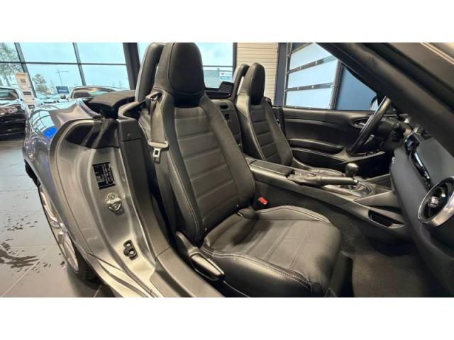 Fiat 124 Spider image 1