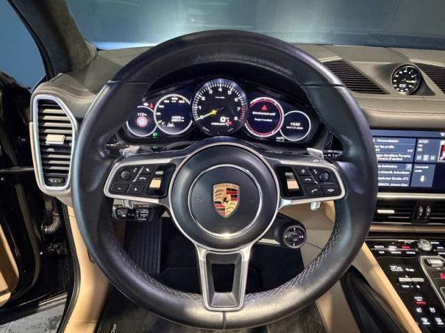 Porsche Cayenne image 6