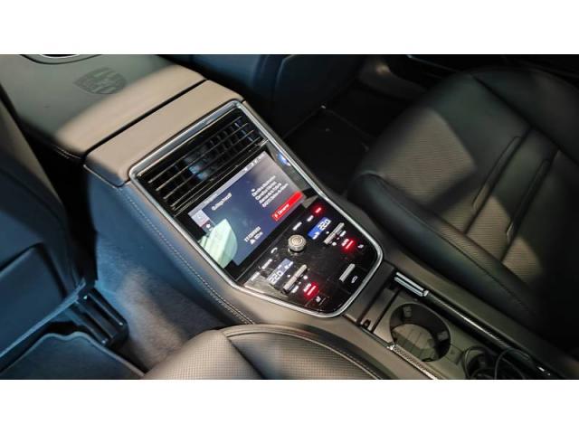 Porsche Panamera image 5