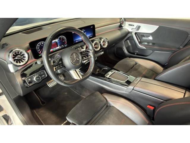 Mercedes Benz Cla image 2