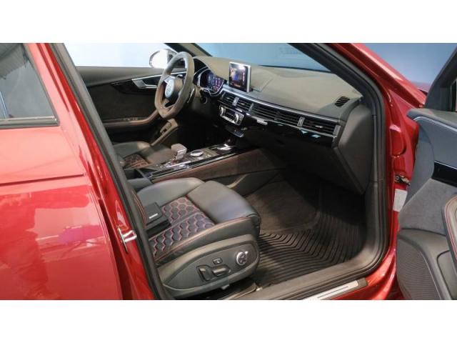 Audi Rs4 image 7