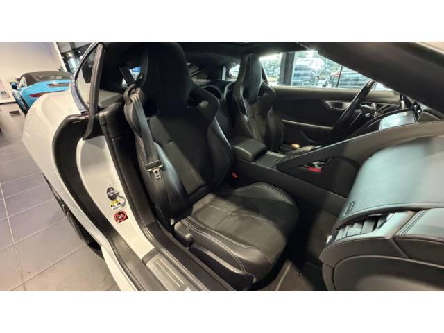 Jaguar F-Type image 1