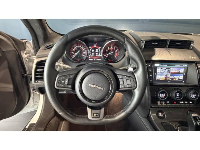 Jaguar F-Type image 3