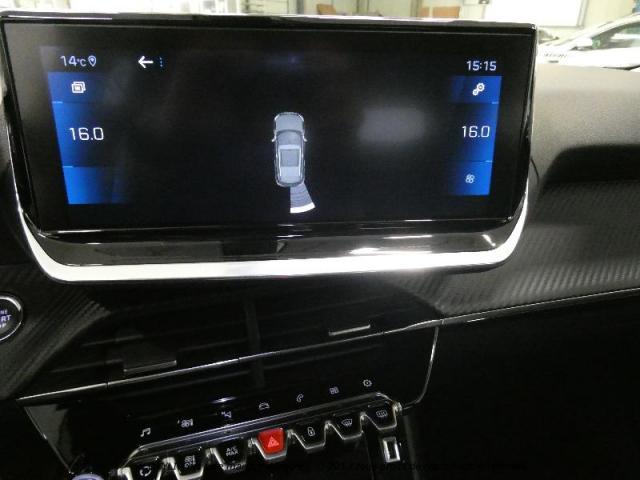 Peugeot 2008 image 5