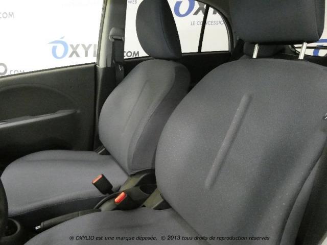 Peugeot Ion image 1
