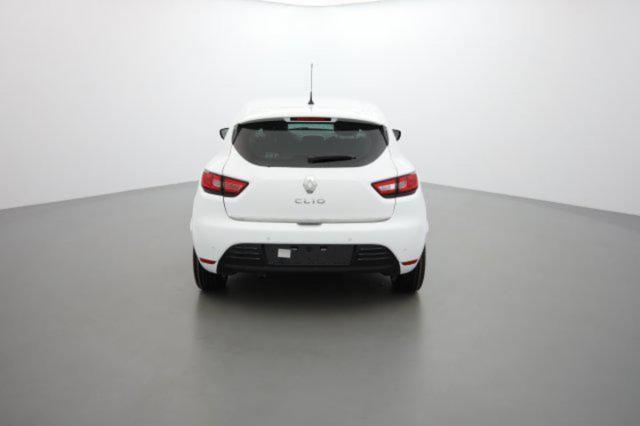 Clio image 9