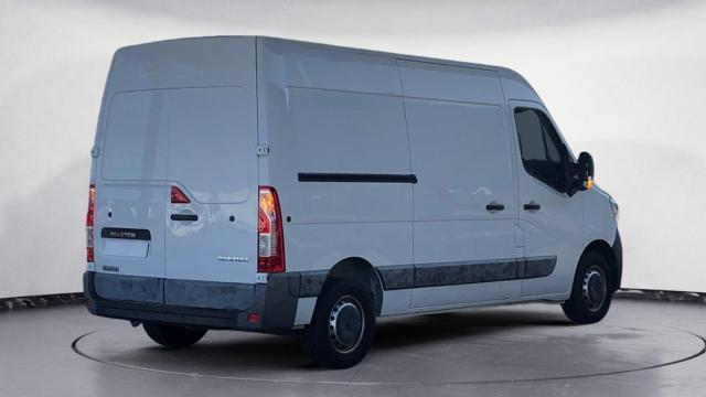 Renault Master image 8