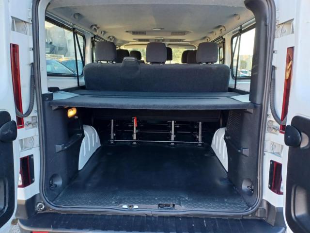 Renault Trafic image 7