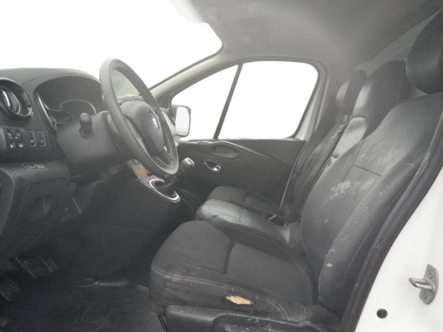 Renault Trafic image 9