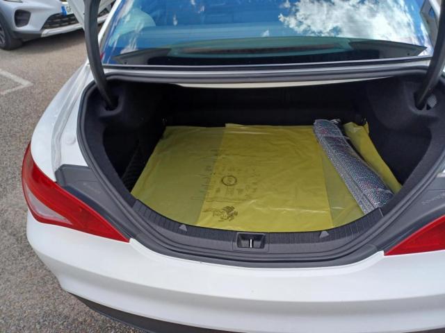 Mercedes Benz Cla image 3