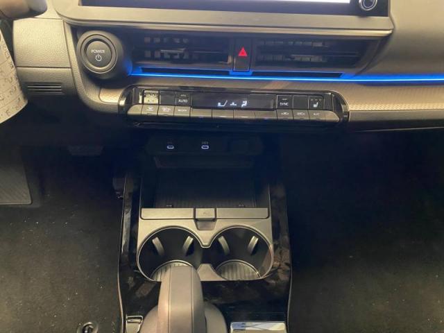 Toyota Prius image 4