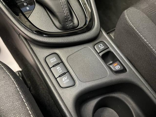 Toyota Yaris image 6