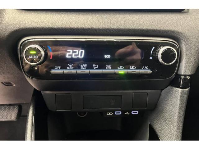 Toyota Yaris image 5