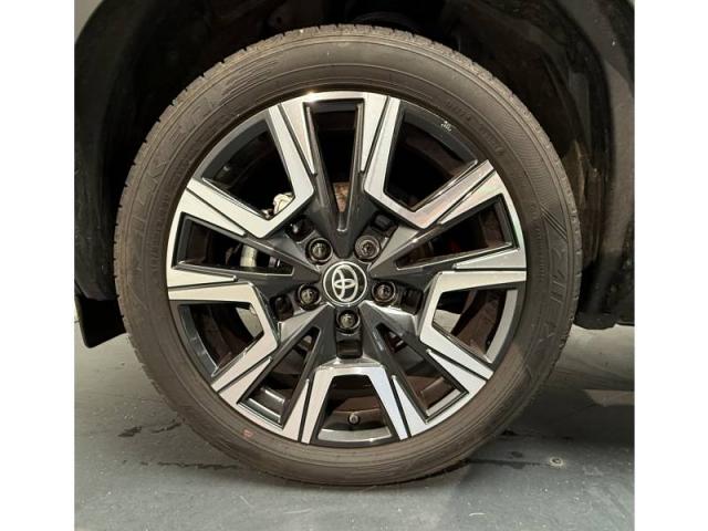 Toyota Yaris image 6