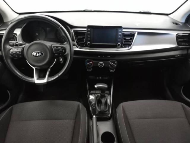 Kia Rio image 4