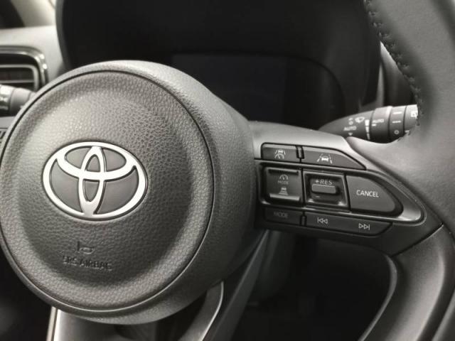 Toyota Yaris image 8