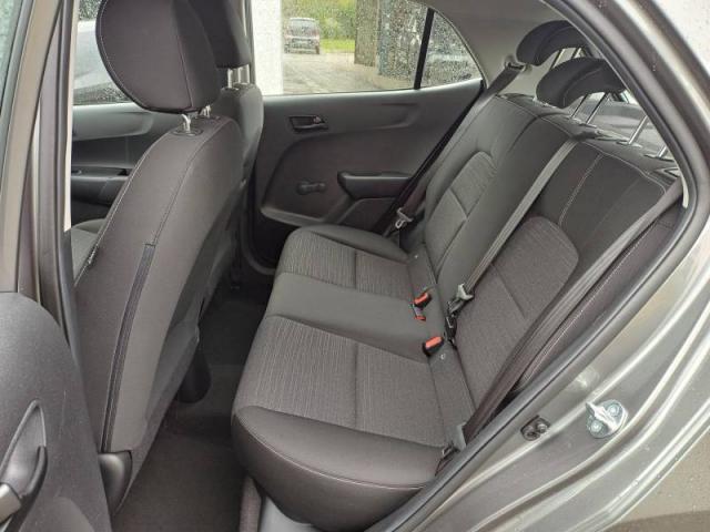 Kia Picanto image 5