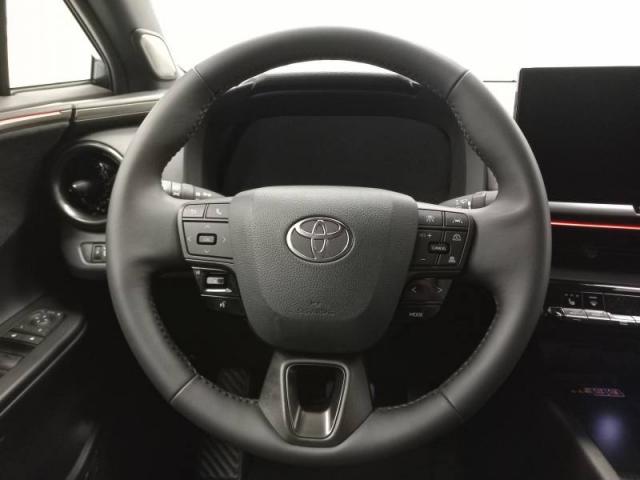 Toyota C-Hr image 8