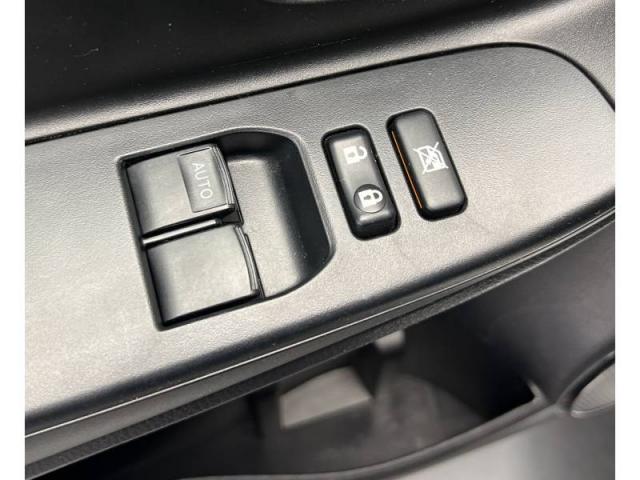 Toyota Yaris image 9