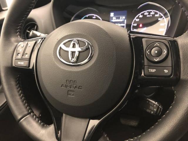 Toyota Yaris image 6