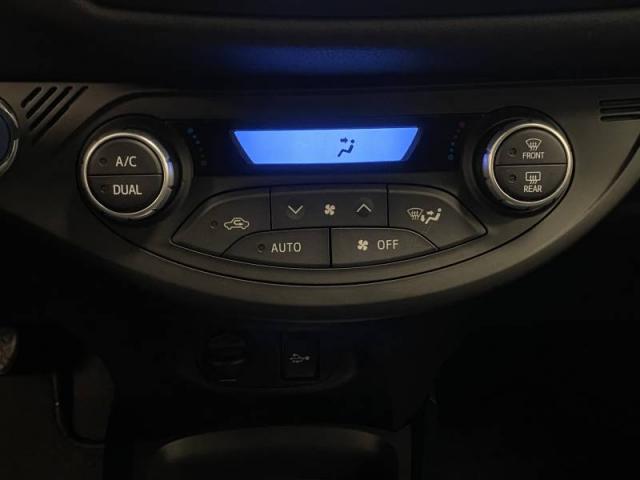 Toyota Yaris image 8