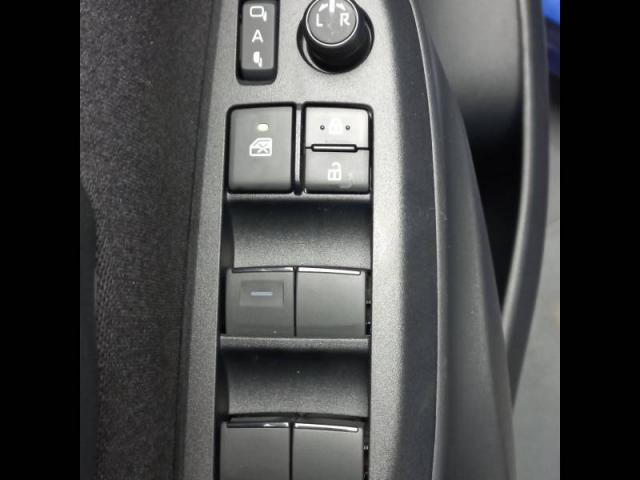 Toyota Yaris image 4