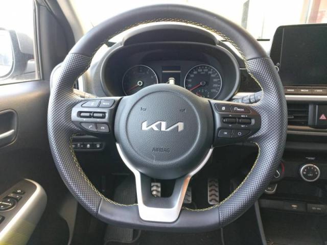 Kia Picanto image 1