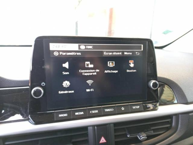 Kia Picanto image 8