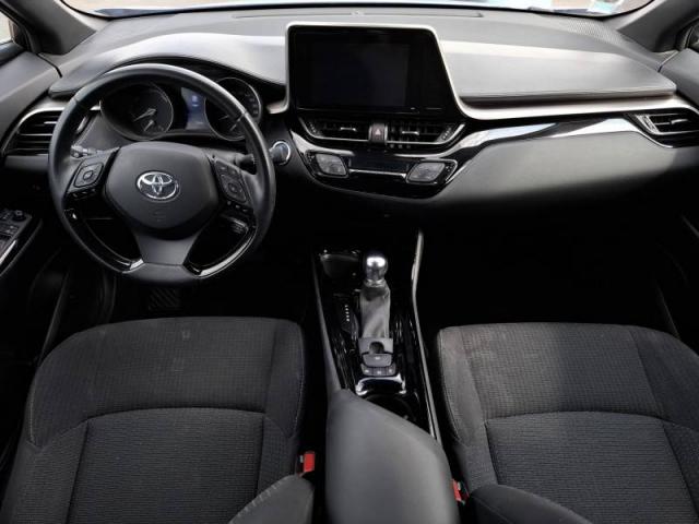 Toyota C-Hr image 5