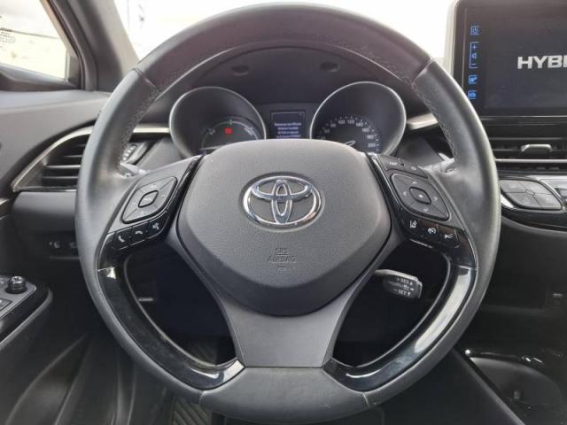 Toyota C-Hr image 1