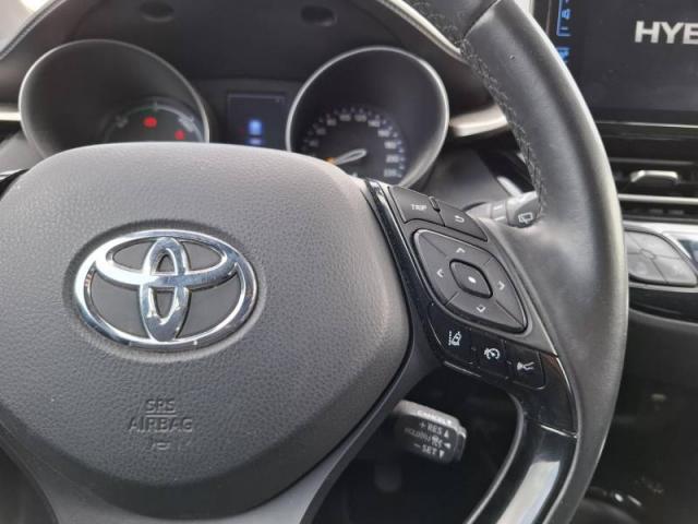Toyota C-Hr image 8