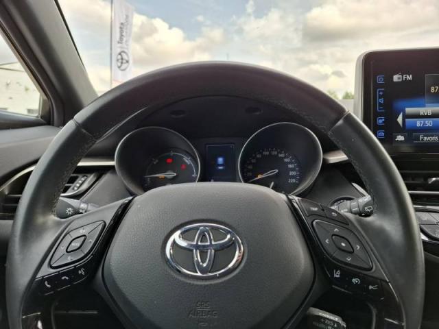 Toyota C-Hr image 2