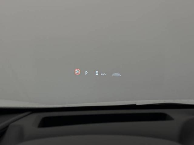 Toyota C-Hr image 6
