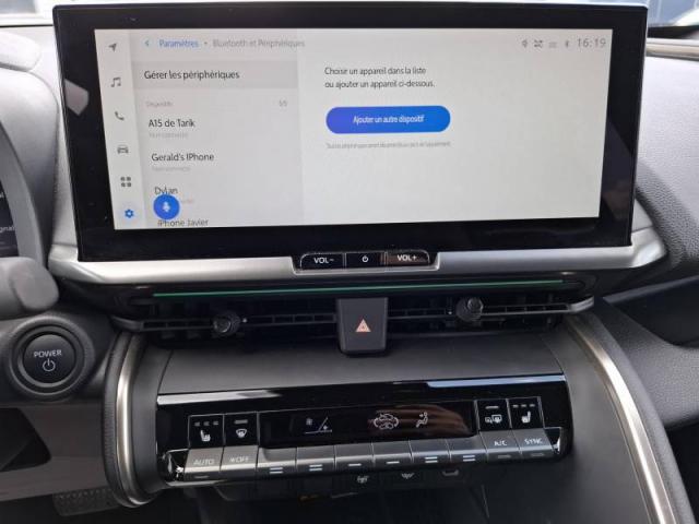 Toyota C-Hr image 1