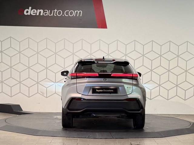Toyota C-Hr image 9