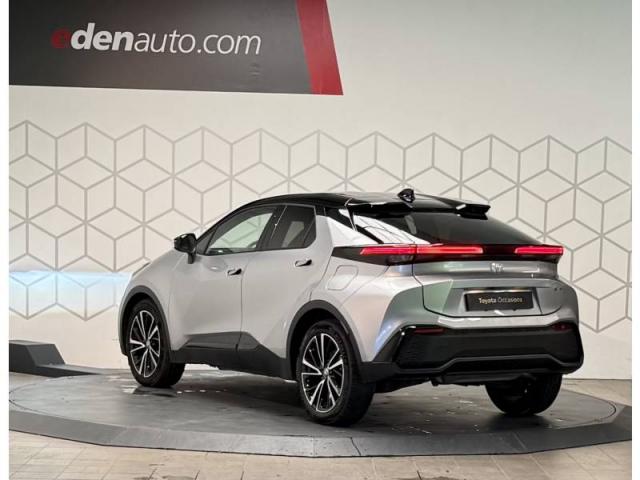 Toyota C-Hr image 2