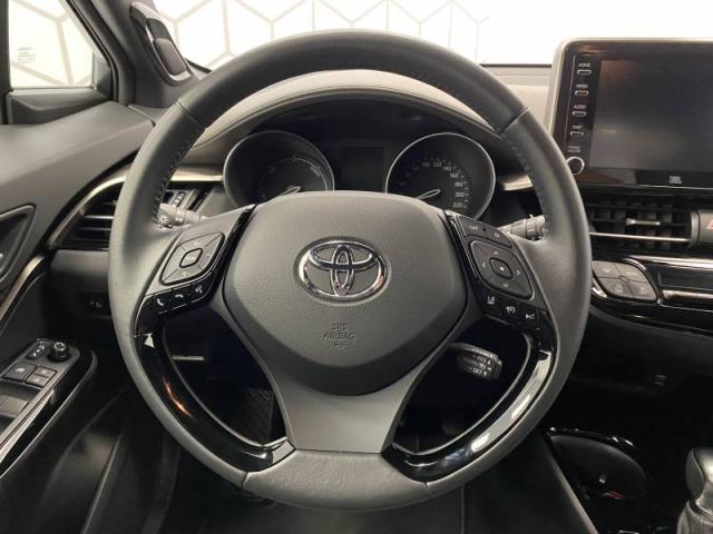 Toyota C-Hr image 2