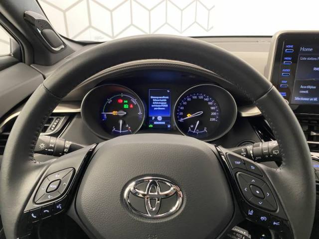 Toyota C-Hr image 8