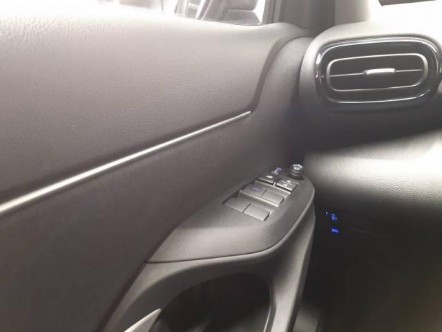 Toyota Yaris image 3
