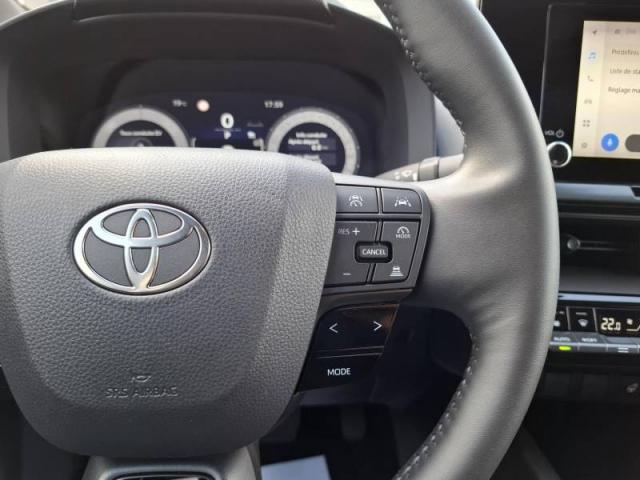 Toyota C-Hr image 8