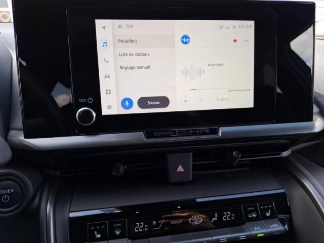 Toyota C-Hr image 2