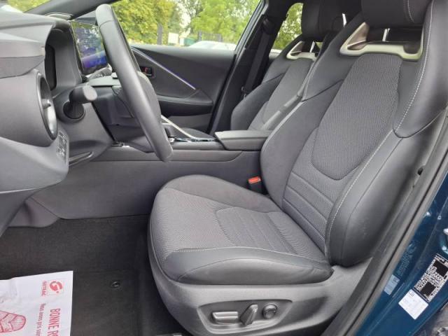 Toyota C-Hr image 1
