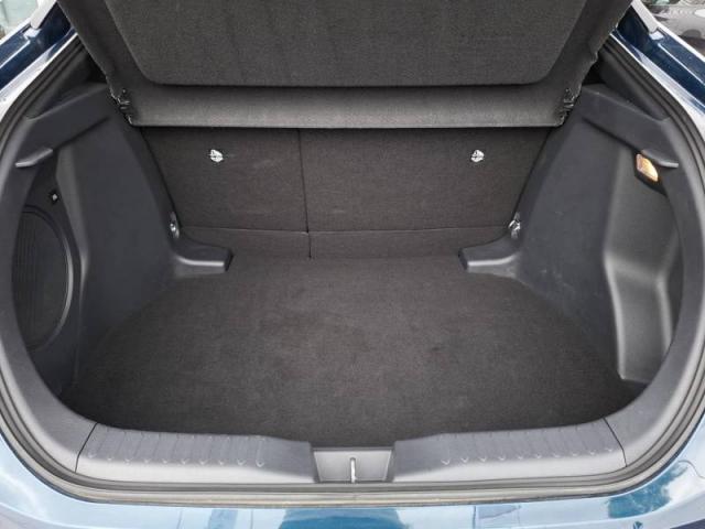 Toyota C-Hr image 4