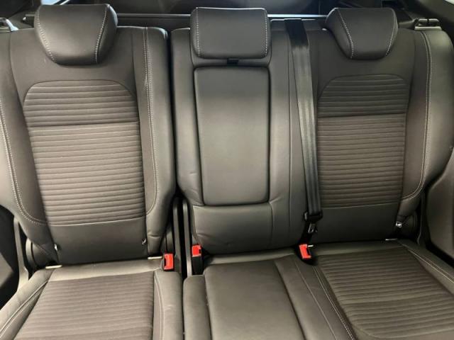 Ford Kuga image 1