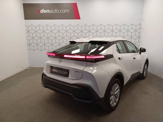 Toyota C-Hr image 1