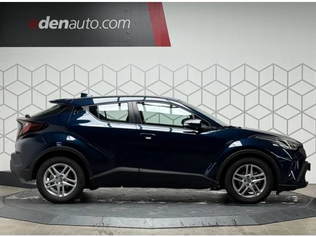 Toyota C-Hr image 1
