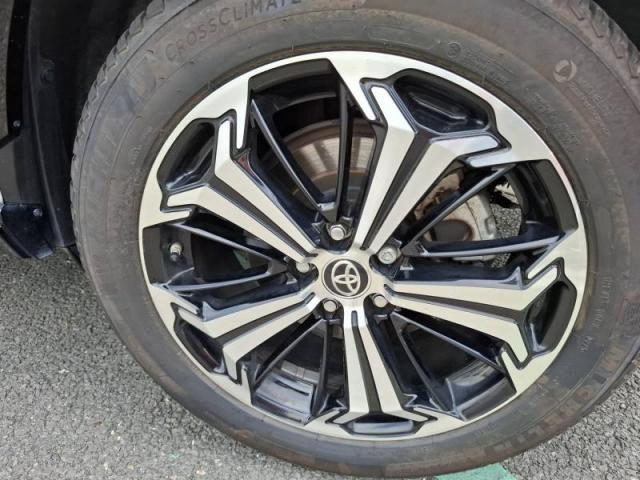 Toyota Rav4 image 5