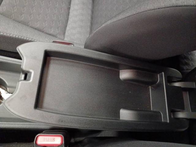 Toyota Yaris image 6