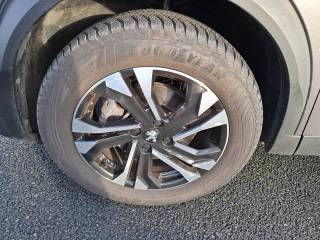 Peugeot 2008 image 6