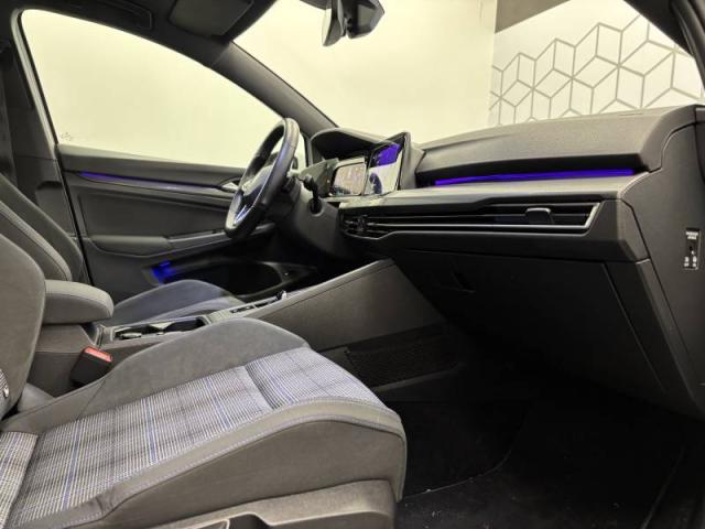 Volkswagen Golf image 6